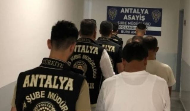 Antalya'da Dolandırıcılık Operasyonunda 4 Kişi Tutuklandı
