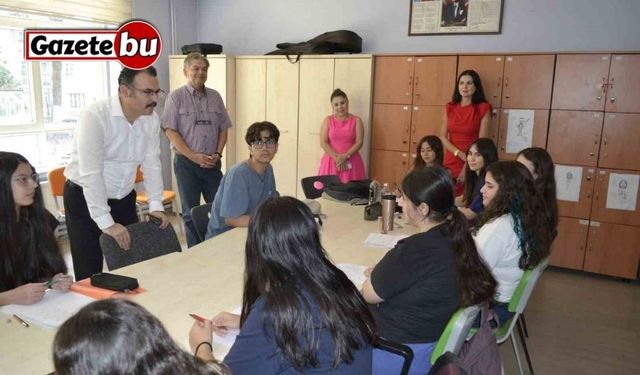 Kaymakam Ateş yaz kursuna katılan öğrenciler ile bir araya geldi