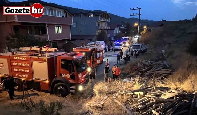 Sakarya’da elektrik direğinde yaşanan patlama yangına sebep oldu