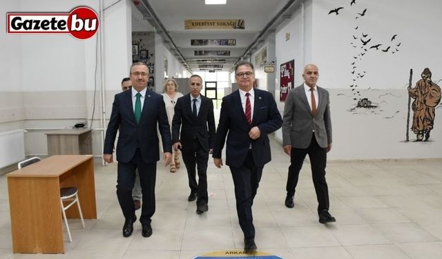 Genel Müdür Otrar, rehberlik öğretmenleri ile bir araya geldi