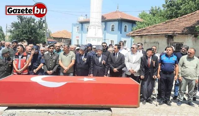 Vefat eden Kıbrıs gazisi son yolculuğuna uğurlandı