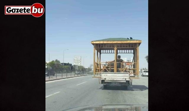 Kamyonet kasasında kamelya keyfi