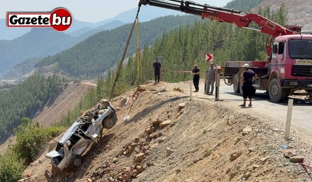 Adana’da 5 kişiye mezar alan otomobil uçurumdan çıkarıldı