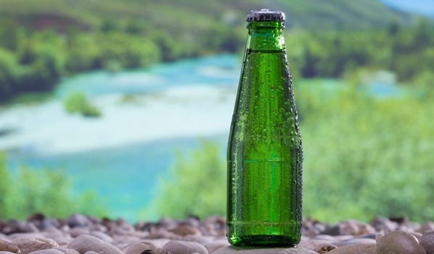 Maden suyu şişeleri neden yeşil? İşte nedeni...