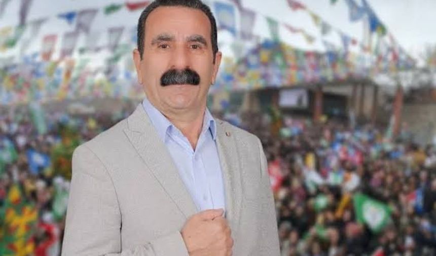 Hakkari Belediye başkanı Mehmet Sıddık Akış gözaltına alındı