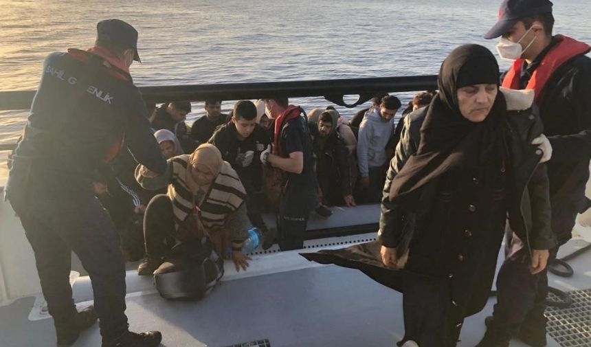 Bodrum'da 139 Göçmen Kurtarıldı, 1 Göçmen Kaçakçısı Gözaltına Alındı