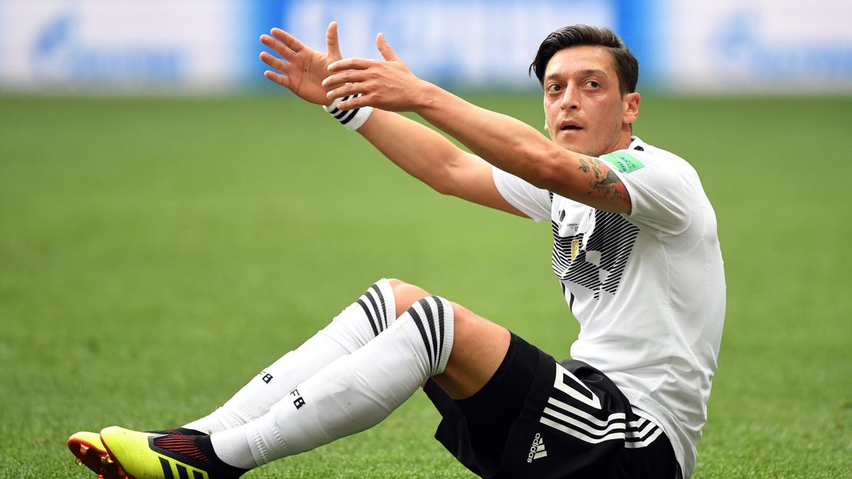 Mesut Özil'in Babası Açıkladı ! Neden Almanya'yı Seçti 