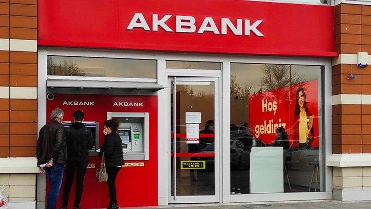 Akbank Hamlesini Yapti