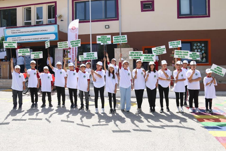 Burdur'da Dereceye Giren Öğrenciler Bisiklet Ile Ödüllendirildi (3)