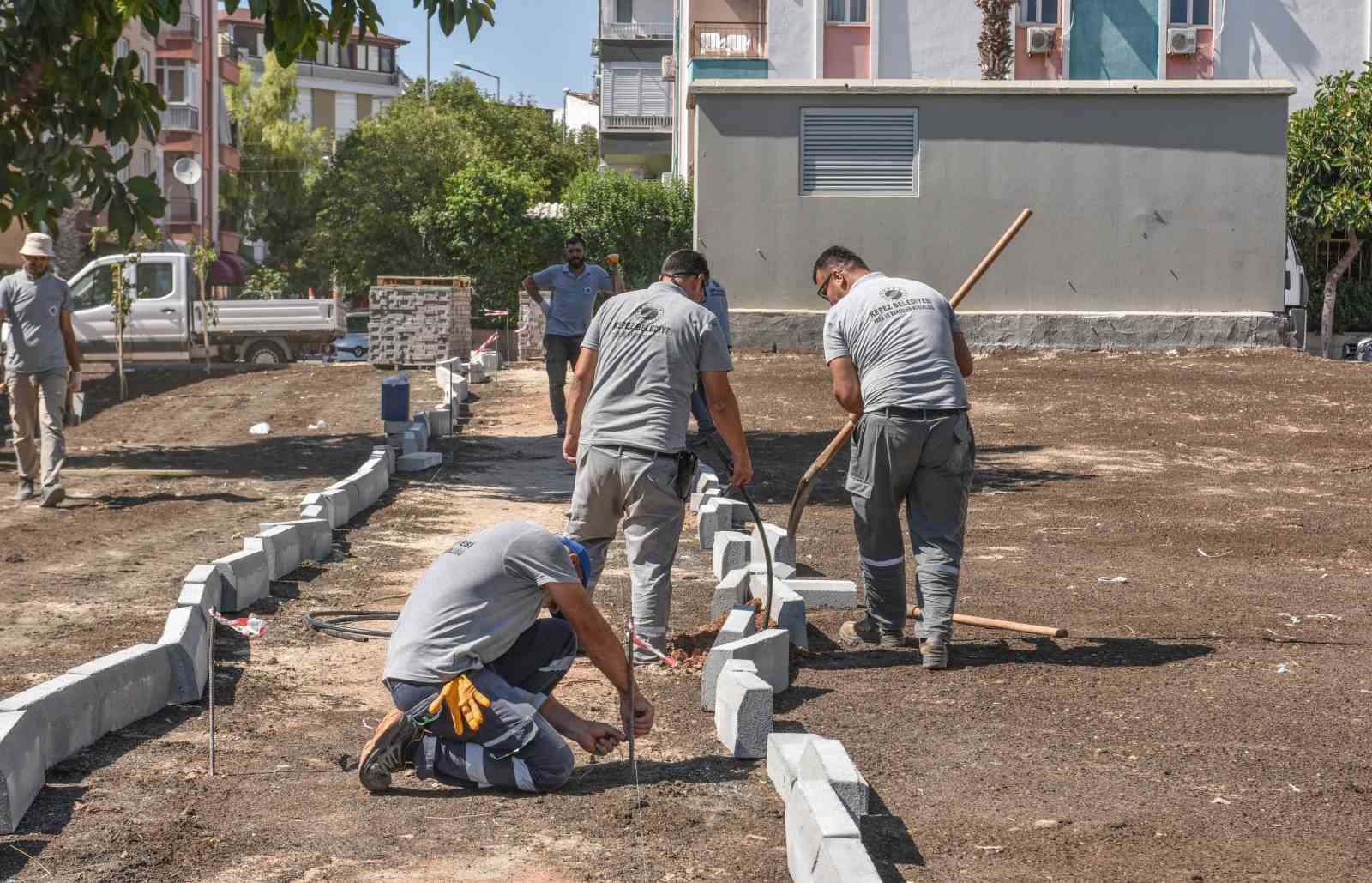 Kepez'de Parklar Yenileniyor, Yeşilin Gücü Artıyor!