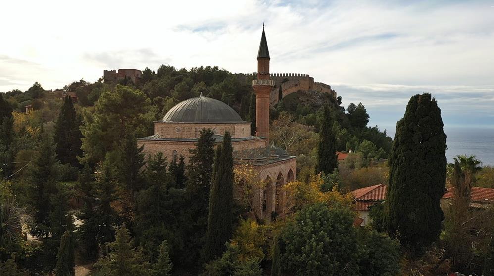 793 Yıllık Tarihi Süleymaniye Camii 3