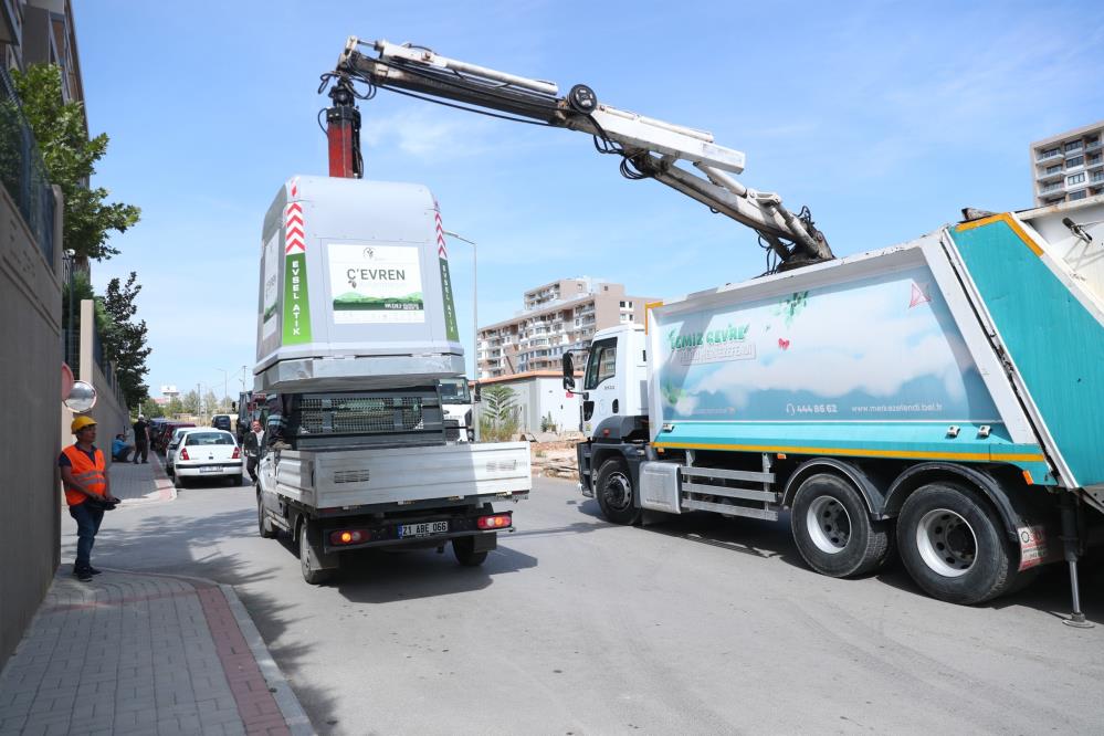 Merkezefendi'de Atıklar Yer Üstü Konteynerlerle Toplanacak