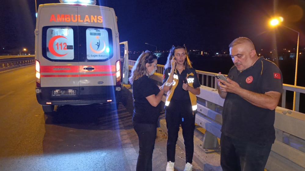 Antalya'dan Aksekiye Giden Ambulansın Motorunda Yangın Çıktı