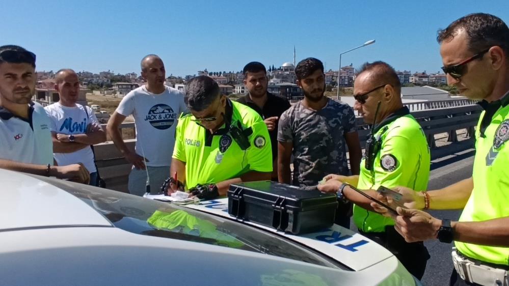 Zincirleme Kaza Hastane Aracı ve 'Çekici' Tartışması-1