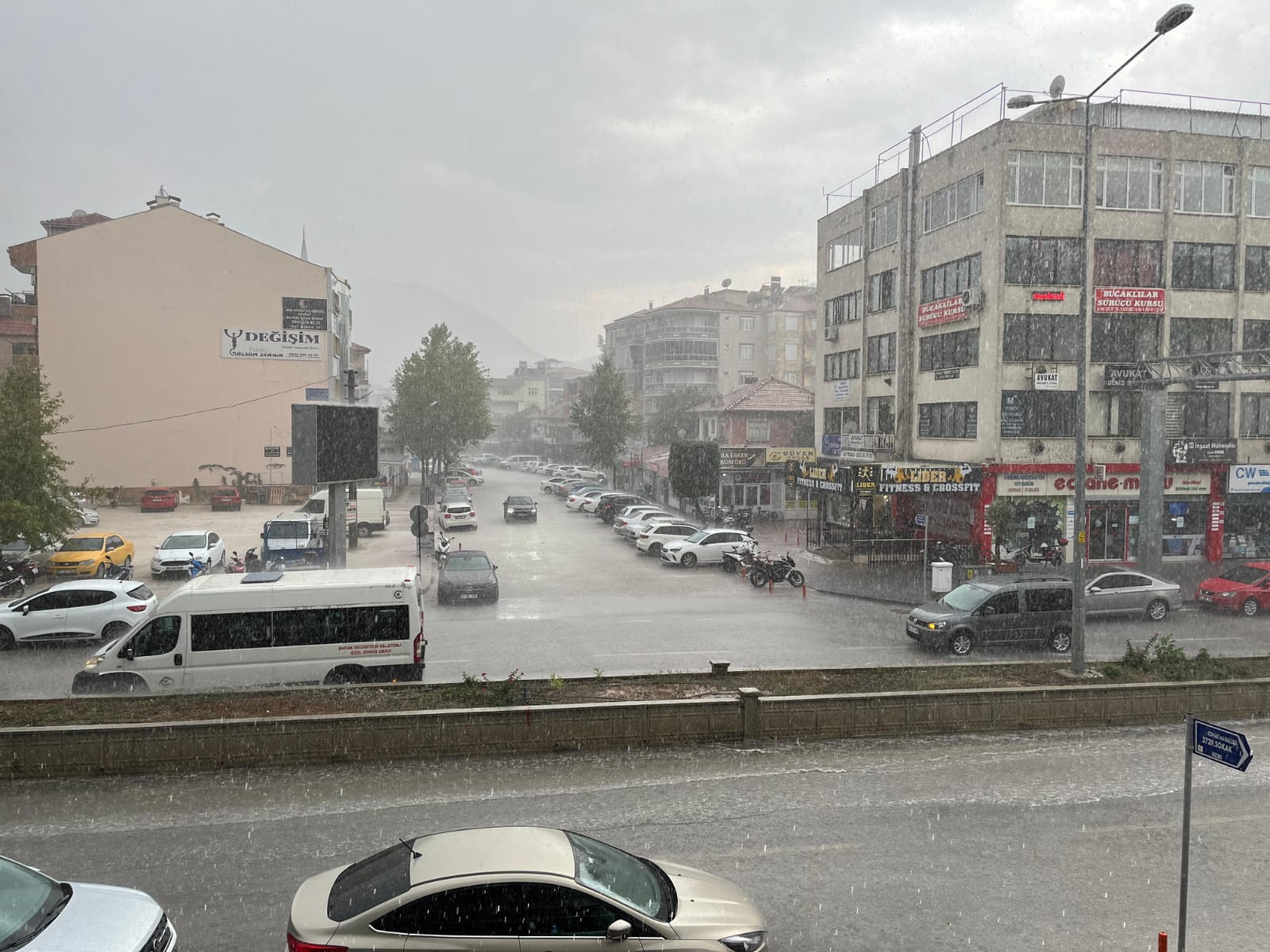 Bucak hava durumu yarın nasıl olacak Yarın yağış var mı-1