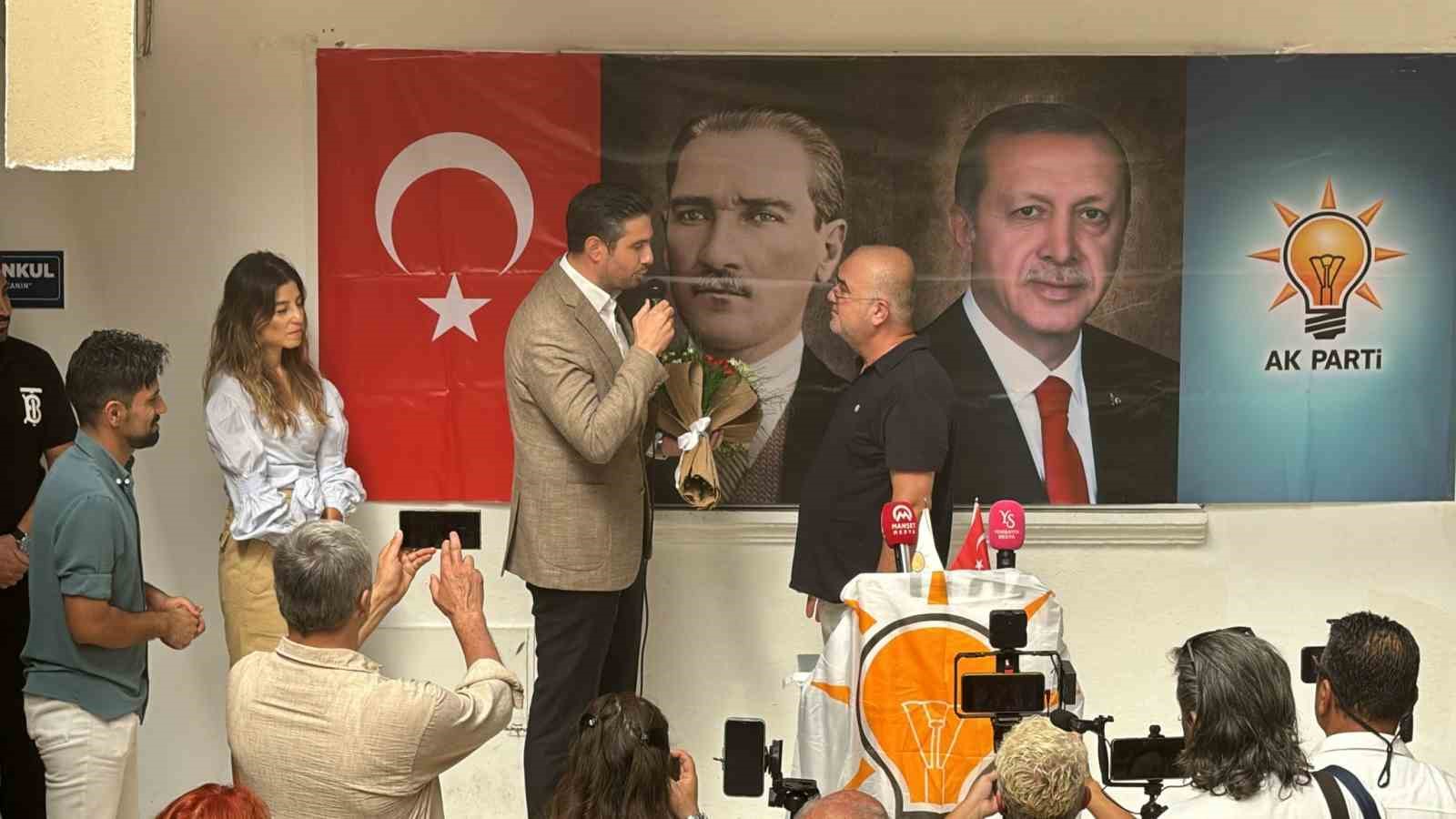 AK Parti Marmaris İlçe Başkanlığında Görev Değişimi-1