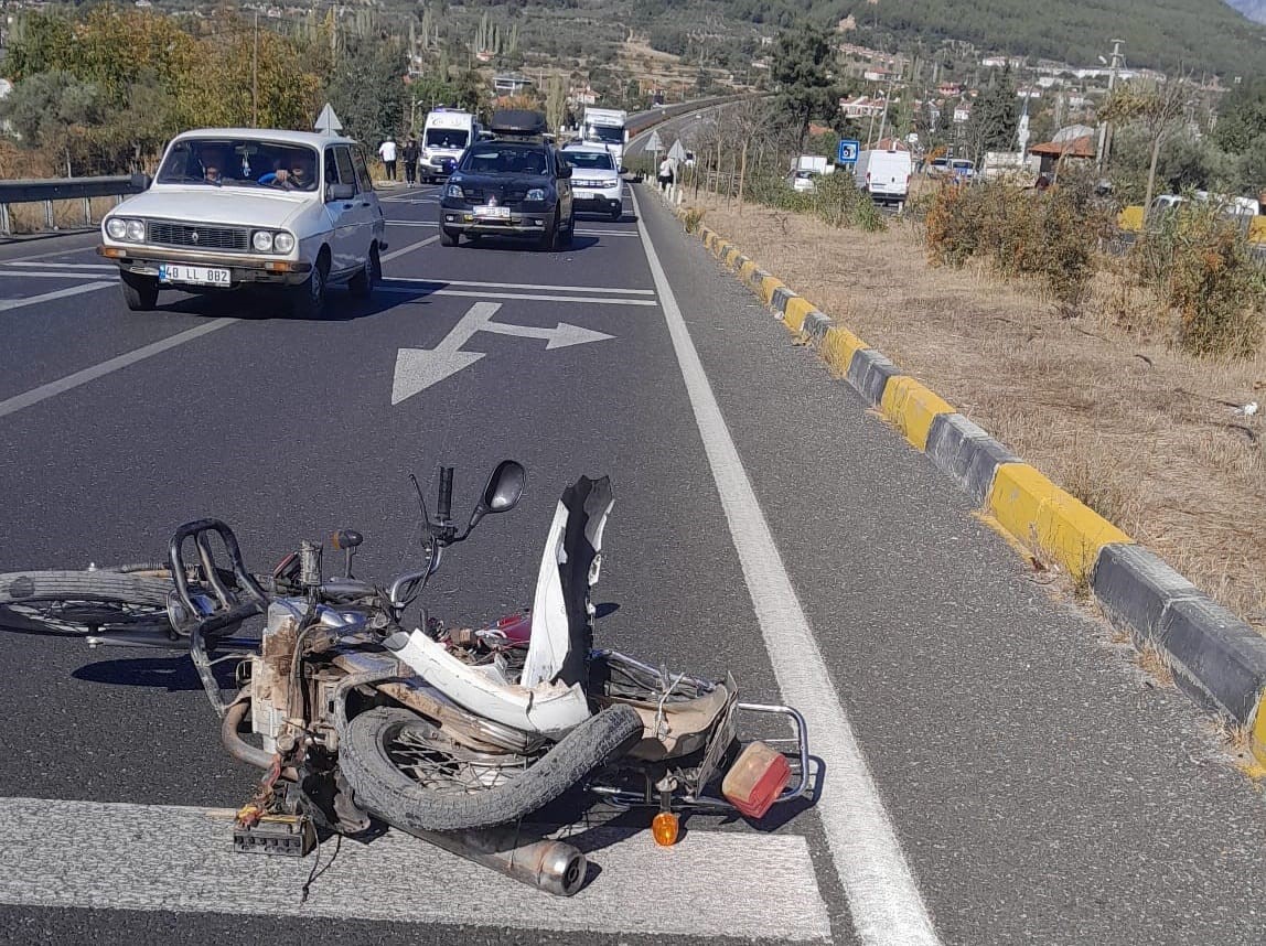 Ölümlü Kaza Sonrasında Vatandaşlar Yolu Kapattı-1