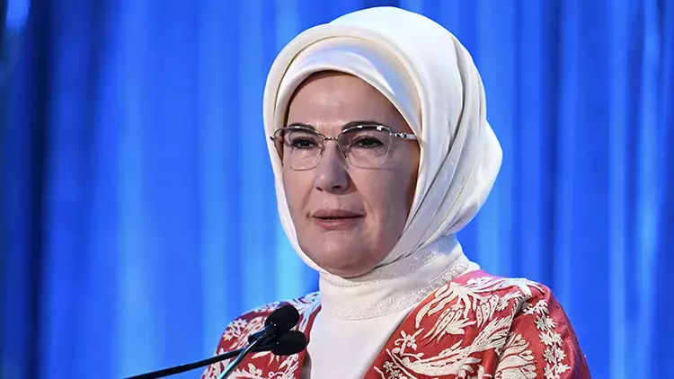 Emine Erdoğan'dan Anne Adaylarına Normal Doğum Çağrısı