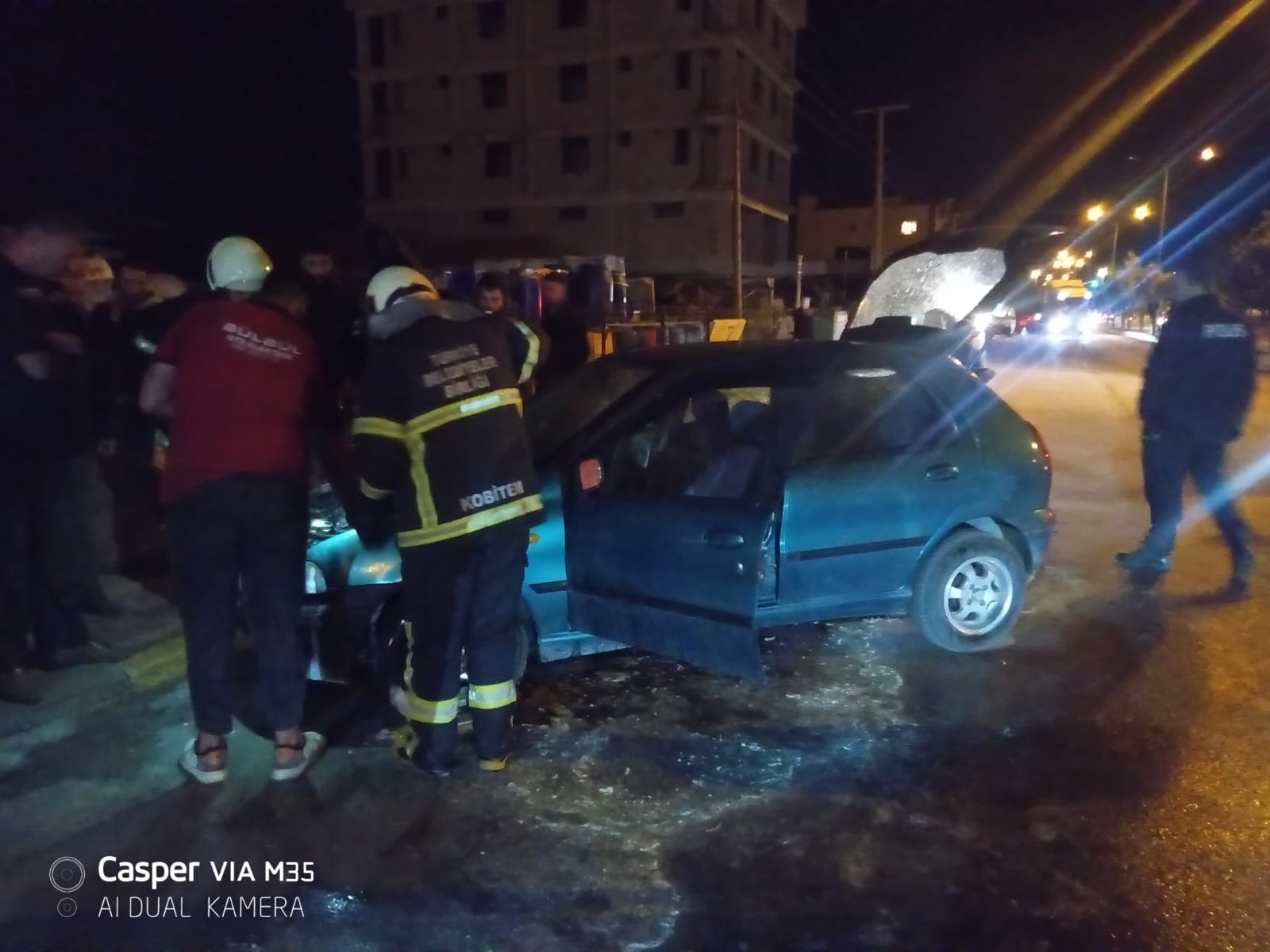 Bucak'ta Hareket Halindeki Araçta Yangın Çıktı (3)