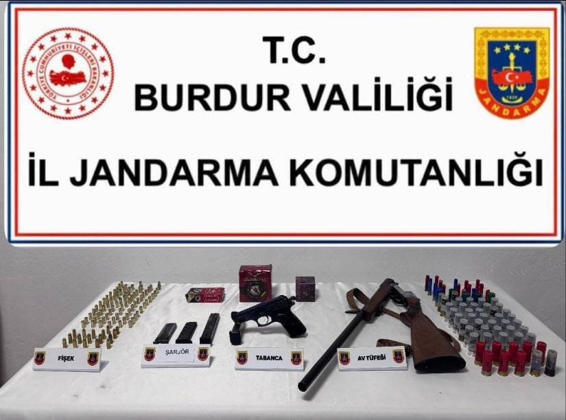 Burdur'da Uyuşturucu Tacirlerine Operasyon (3)