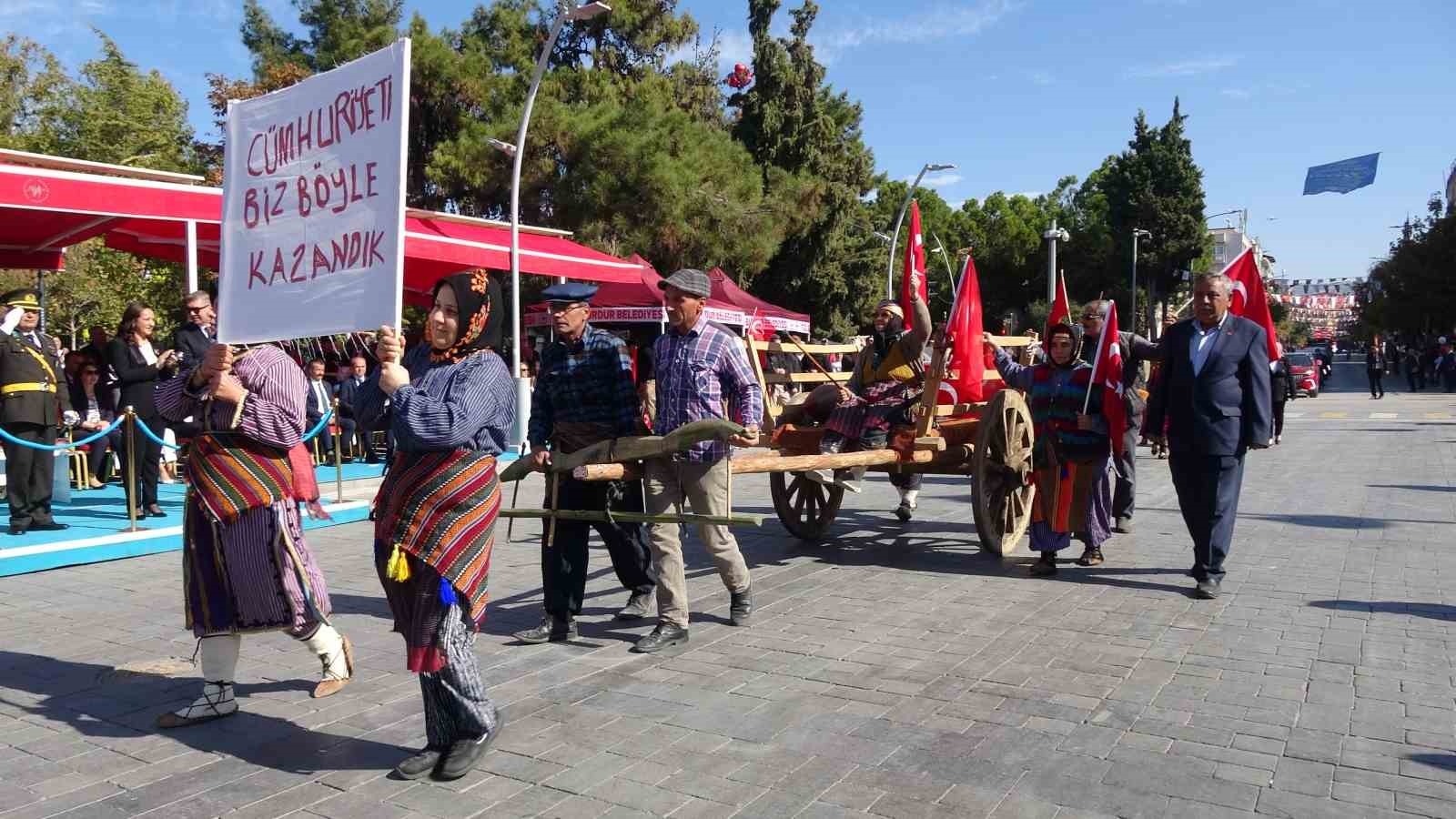 Cumhuriyetin 101Inci Yili Burdurda Coskuyla Kutlandi 20241029 A W31 1