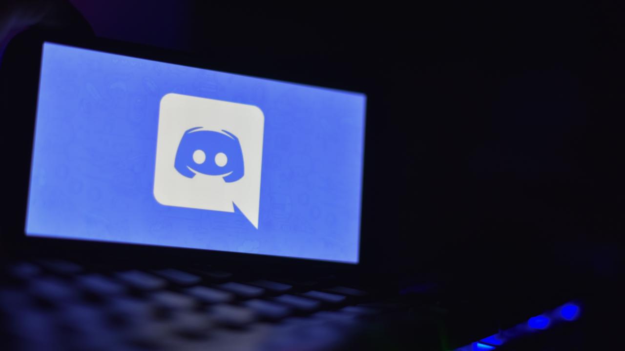 Discord Depophotos 2287573