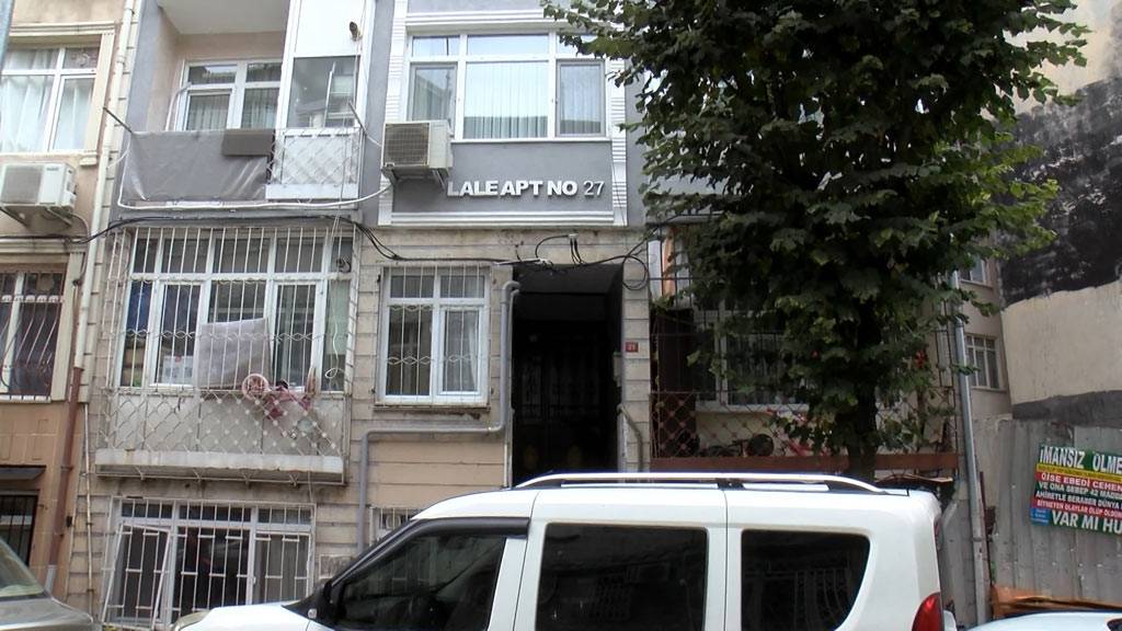 Istanbul Fatihte Doverek Bayilttiklari 415109 115358 Juivvrvt