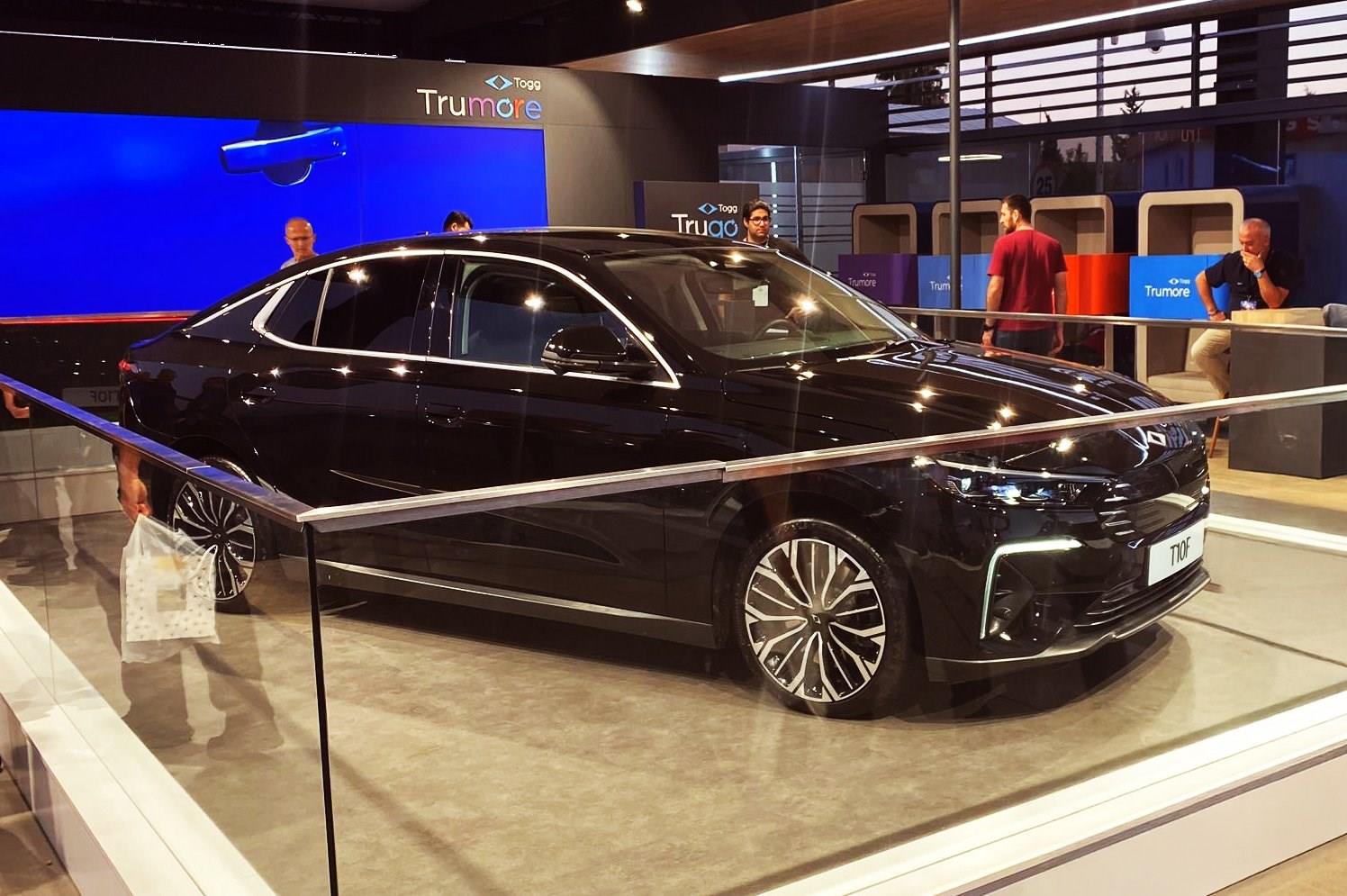 Togg'un İlk Sedan Modeli T10F, TEKNOFEST Adana'da Tanıtıldı