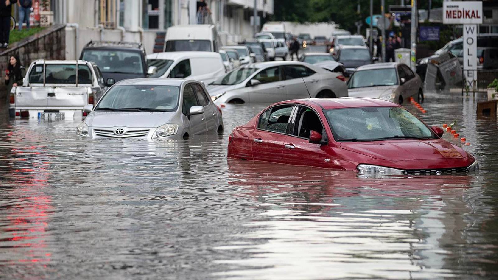 Meteoroloji'den yağış uyarısı! Sel ve su baskınına karşı dikkat!-3