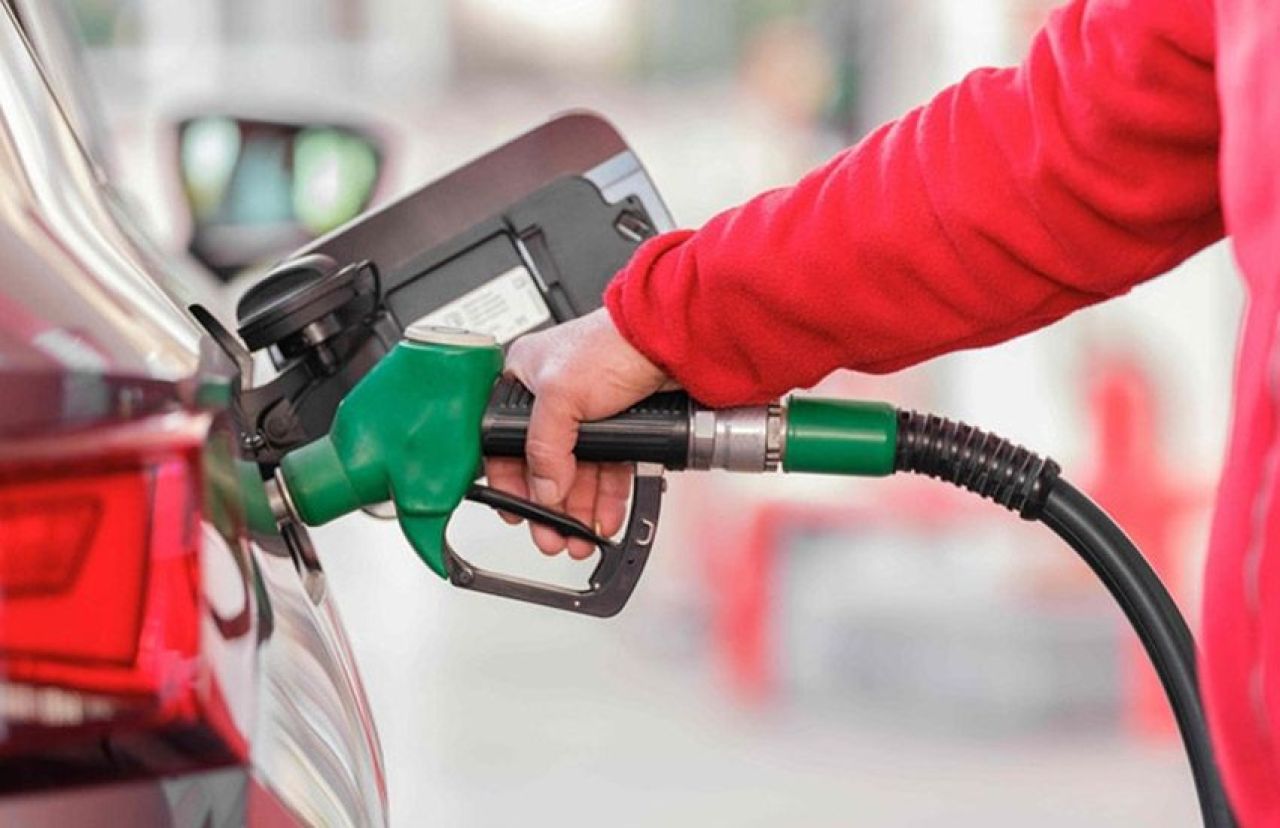 Benzine Indirim Gelmisti Petrol Fiyatlari Terse Dondu 17319107682219 1