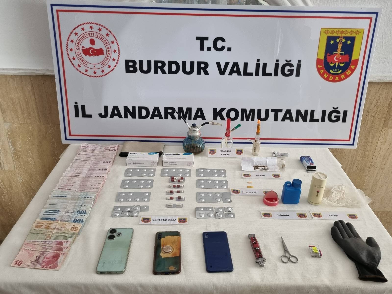 Bucak Uyuşturucu Op Yakalamndı (2)