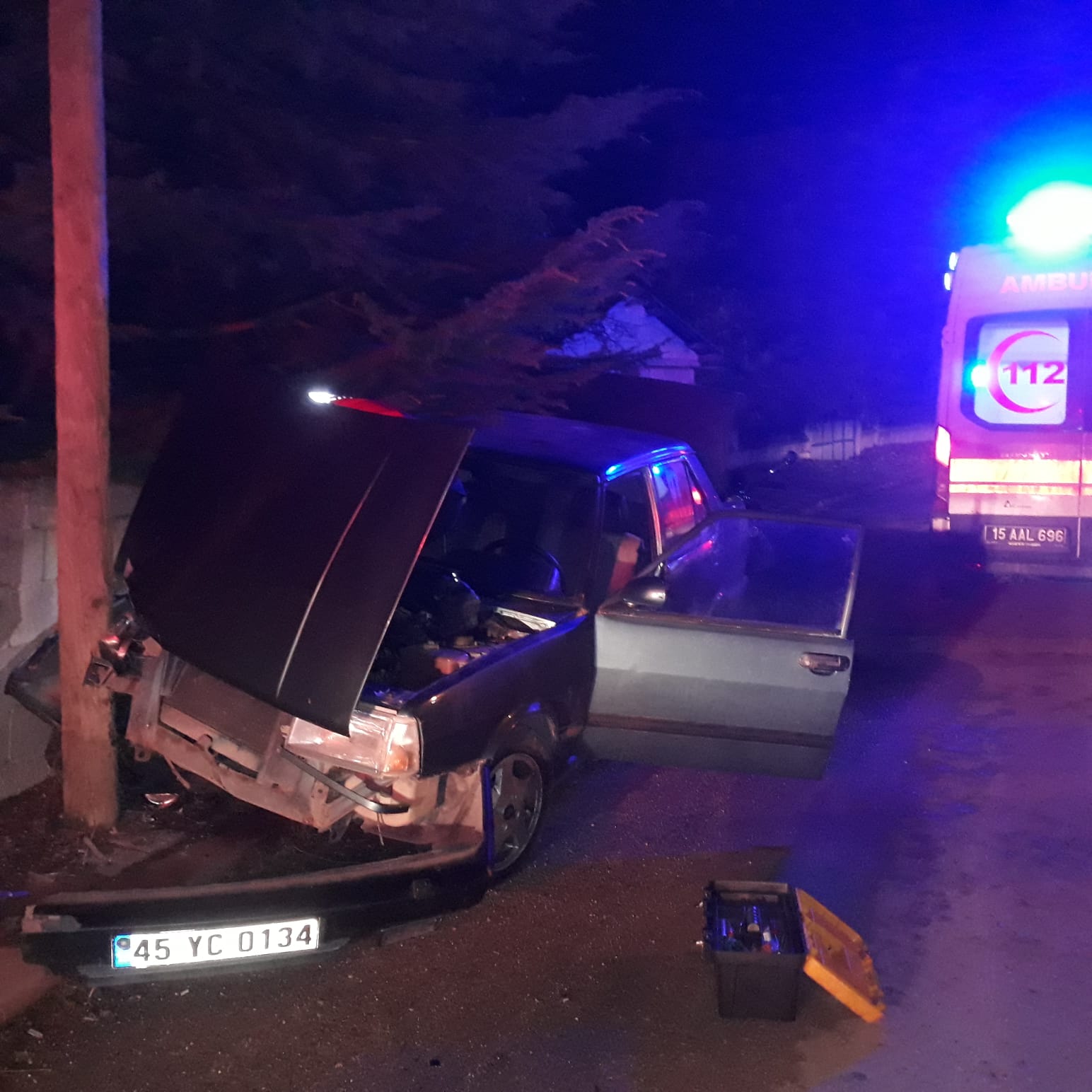 Bucak’ta Sıkışmalı Trafik Kazası (2)