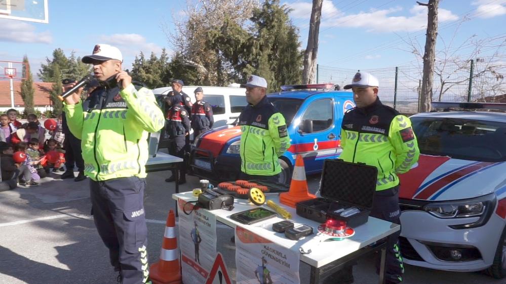 Burdur'da Minik Öğrenciler Jandarma Ile Tanıştı (3)