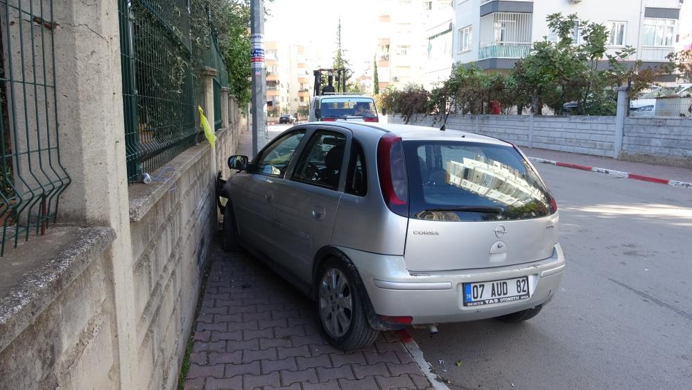 Kaza Yapıp Panikle Kaçtı Kaçan Kadın Daha Geri Döndü 3