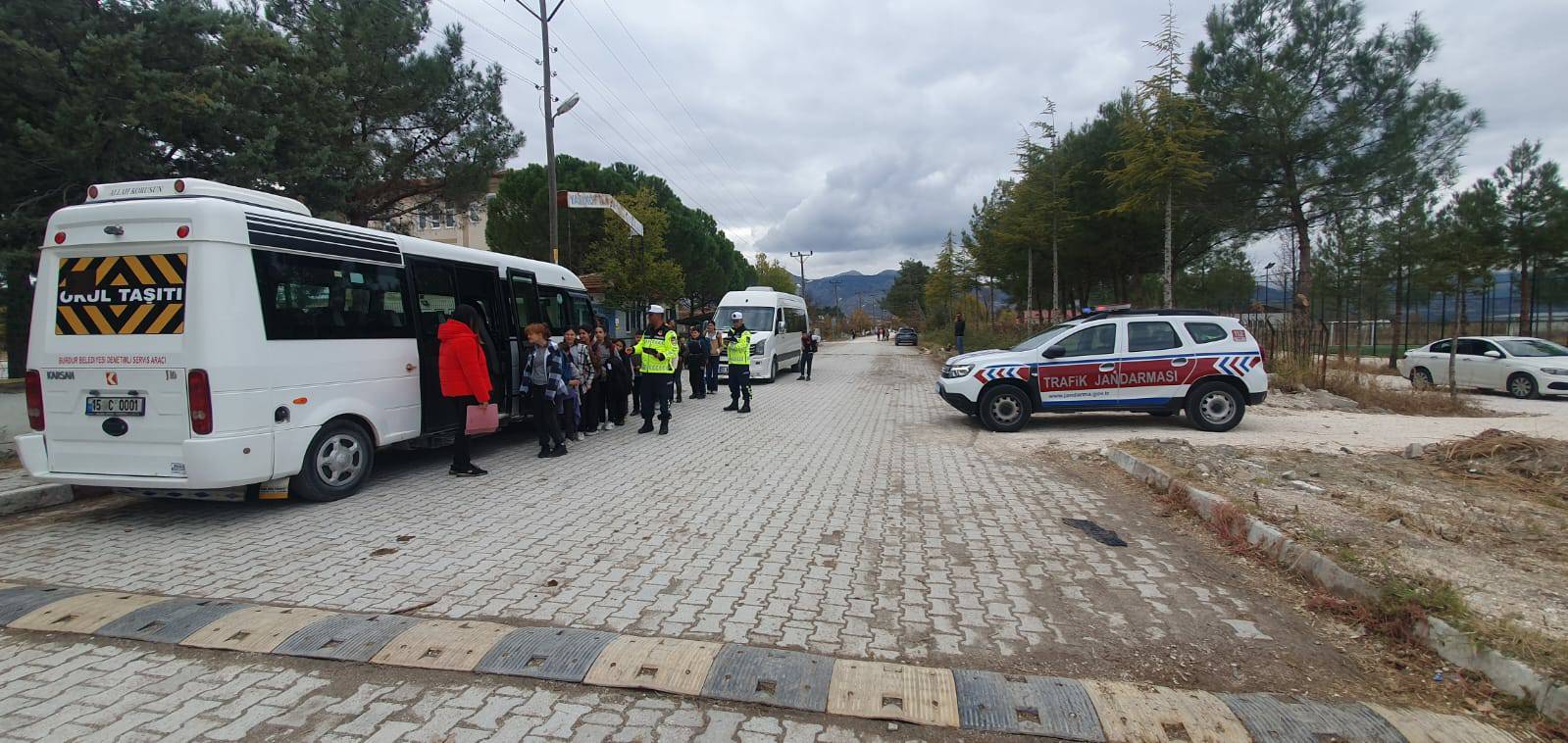 Yüzlerce Araç Kontrol Edildi, Yaptırımlar Uygulandı (3)