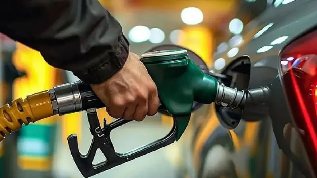 Benzine indirim gelecek mi? 3 Aralık güncel akaryakıt fiyatları-1