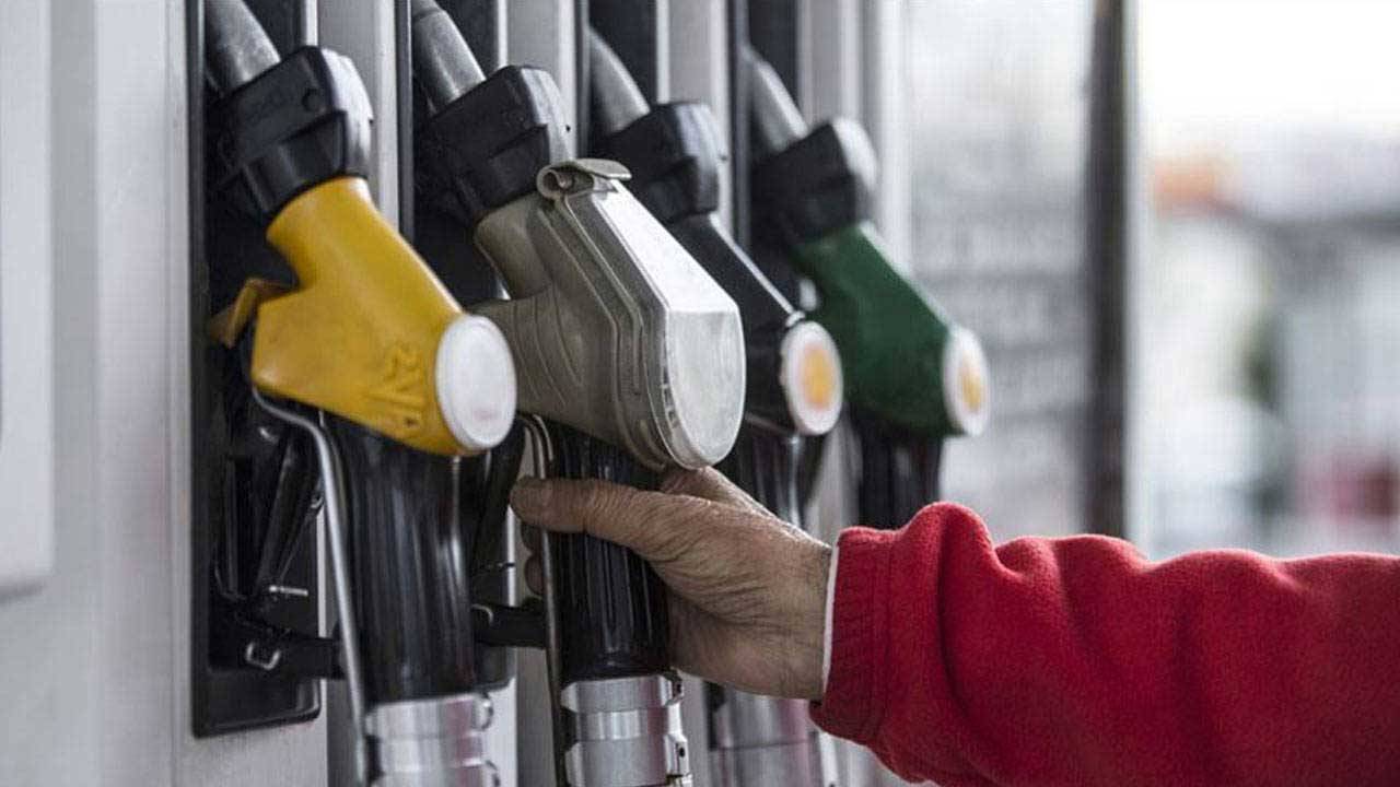 Benzine indirim gelecek mi? 3 Aralık güncel akaryakıt fiyatları