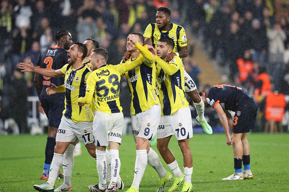 Kadıköy’de Fenerbahçe Galip! Fenerbahçe, Kadıköy’de 3 1’Lik Başakşehir Zaferine Imza Attı! 2