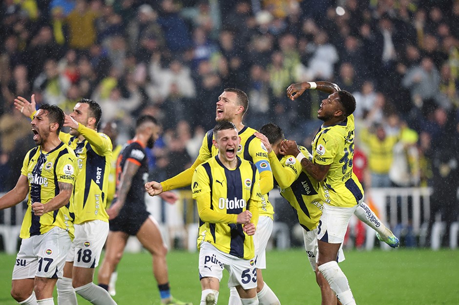 Kadıköy’de Fenerbahçe Galip! Fenerbahçe, Kadıköy’de 3 1’Lik Başakşehir Zaferine Imza Attı!