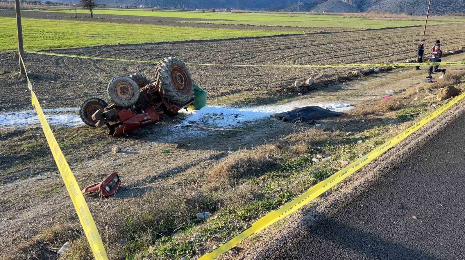 Bucak'ta Traktör Kazası Sürücü Hayatını Kaybetti