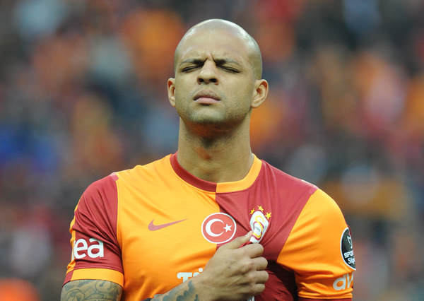 Galatasaray'ın Efsanesi Felipe Melo Kariyerine Nokta Koydu 3