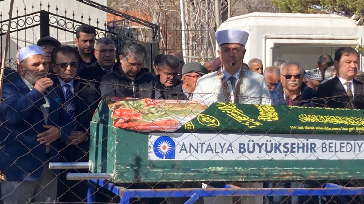 Kaymakam Bayram Gale'nin Acı Günü Annesi Toprağa Verildi 2