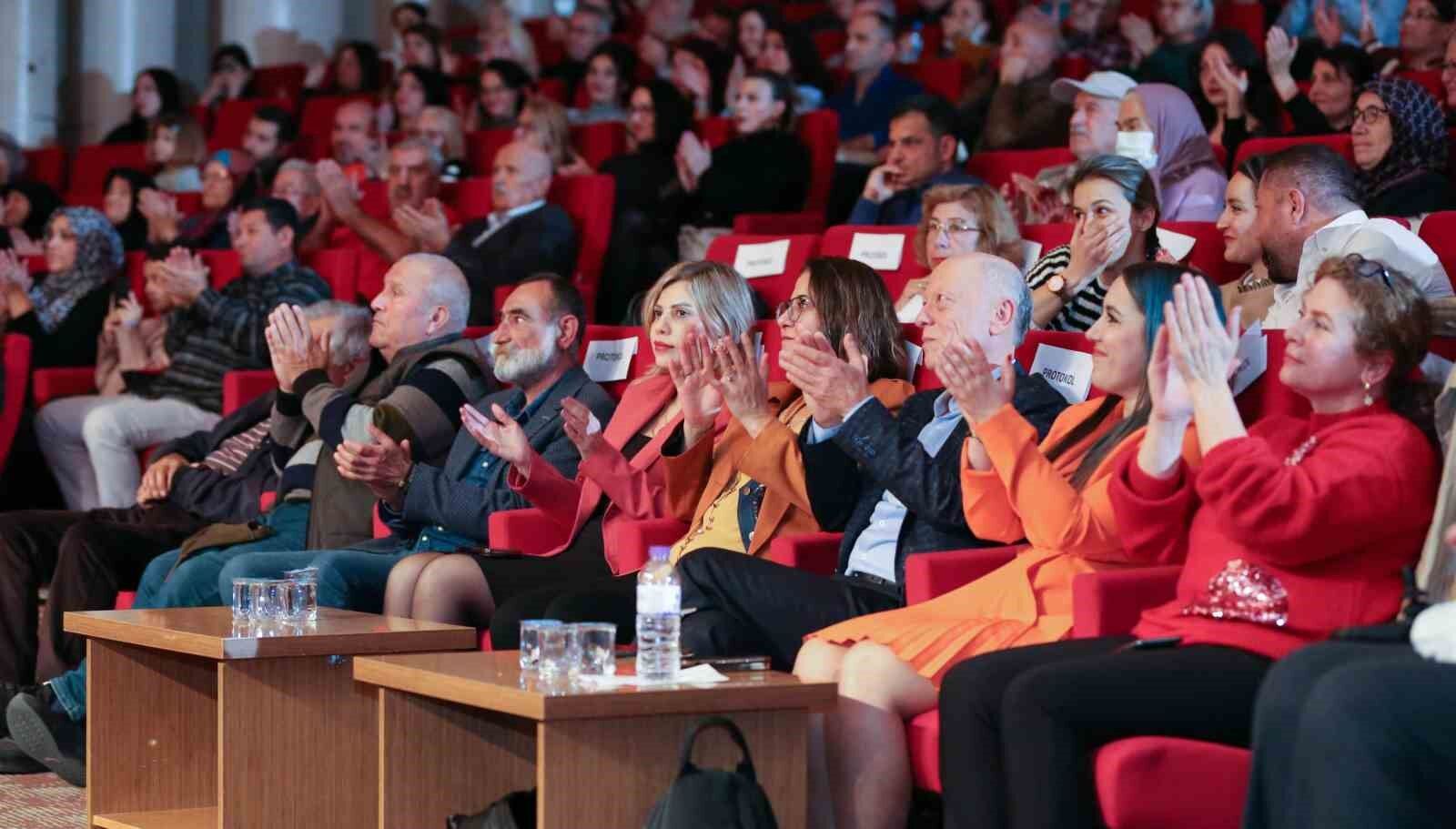 Yeni Yılın Ilk Ezgileri Kepez’den Yükseldi