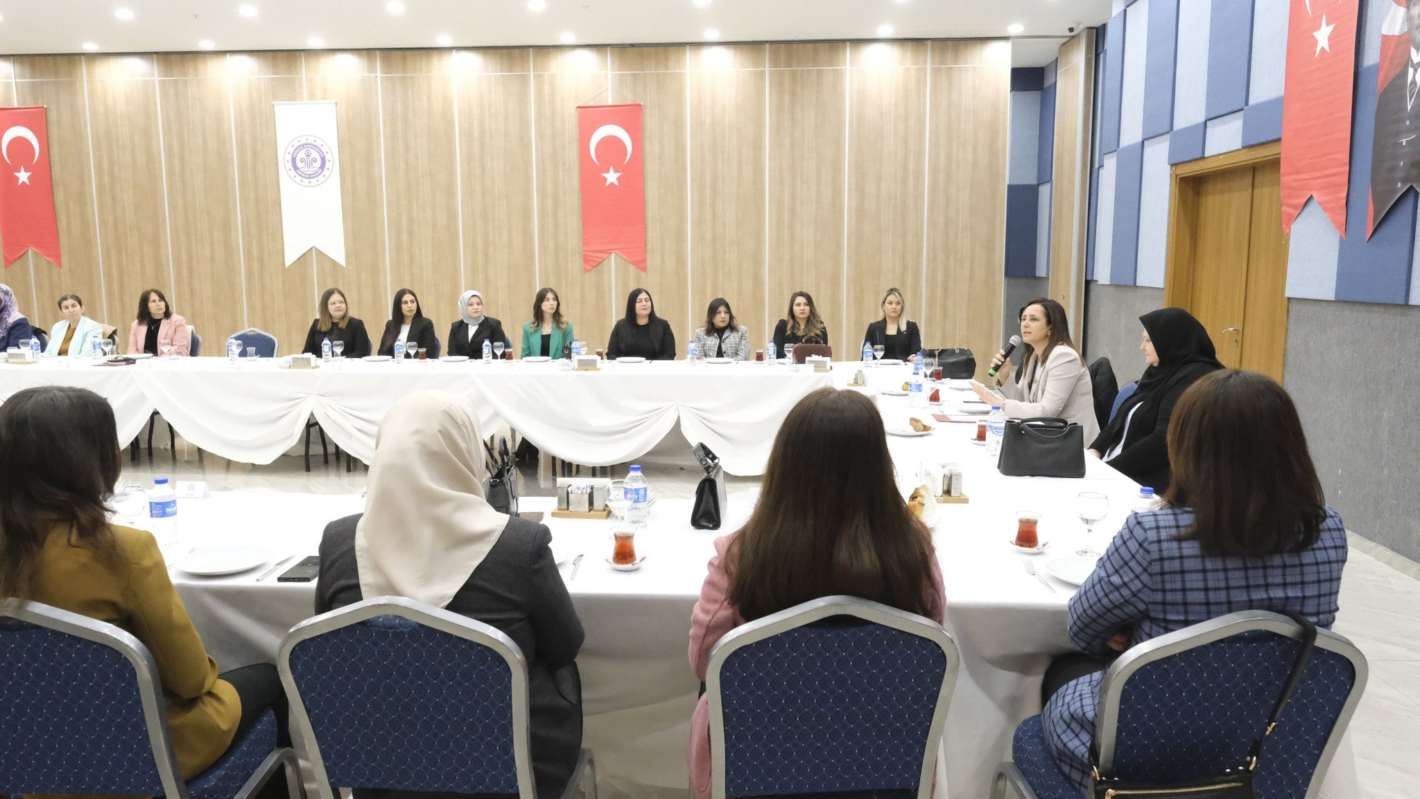 Burdur’da Aile Yılı Kapsamında Önemli Toplantı Yapıldı 1