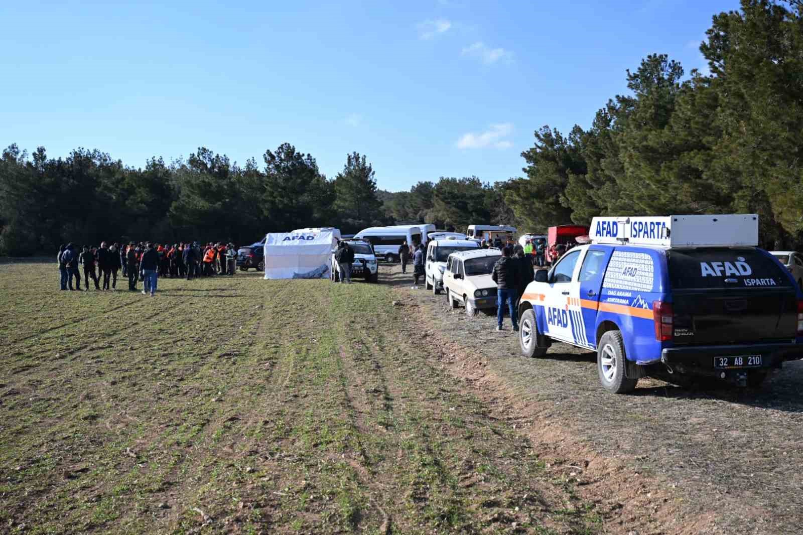 Isparta'da Kaybolan Genç Hala Bulunamadı Annesi Feryat Etti 1