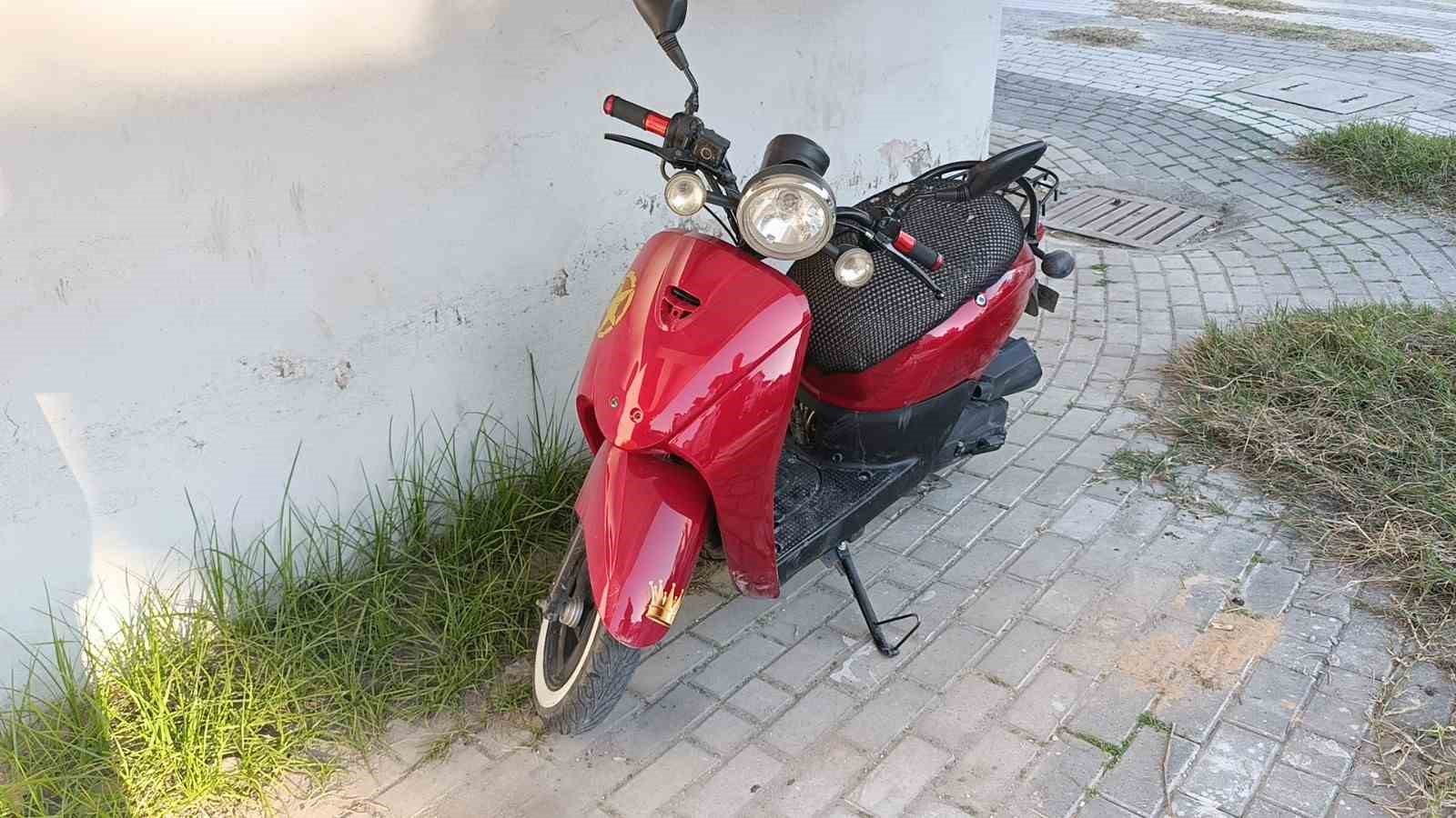 Motosiklet Ve Otomobil Çarpıştı Motosiklet Sürücüsü Yaralandı 1