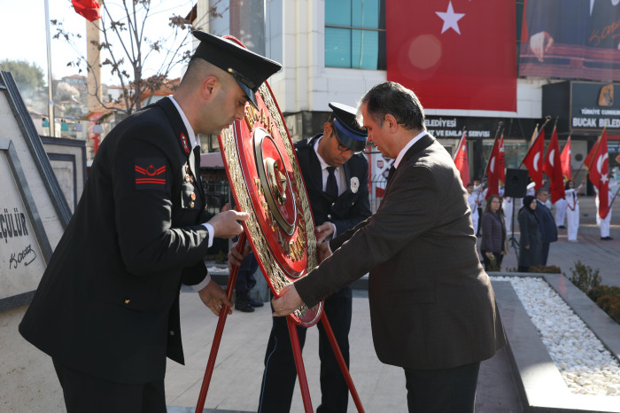 Bucak'ta 18 Mart'ın 110. Yıldönümü Törenle Kutlandı