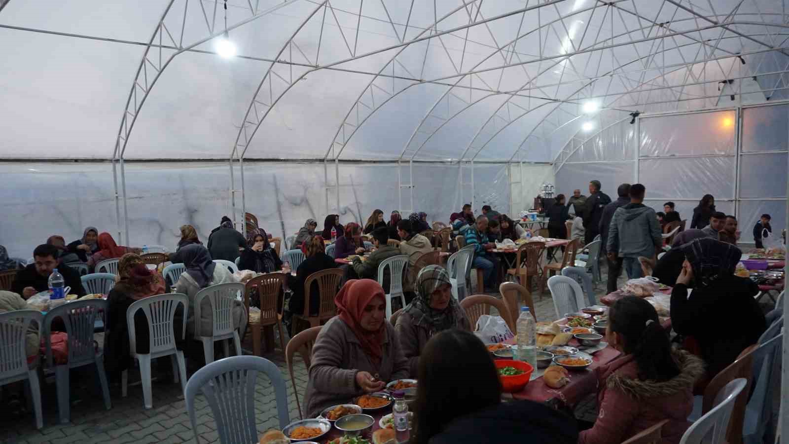 Köylüler Iftar Sofrasında Buluşuyor 1