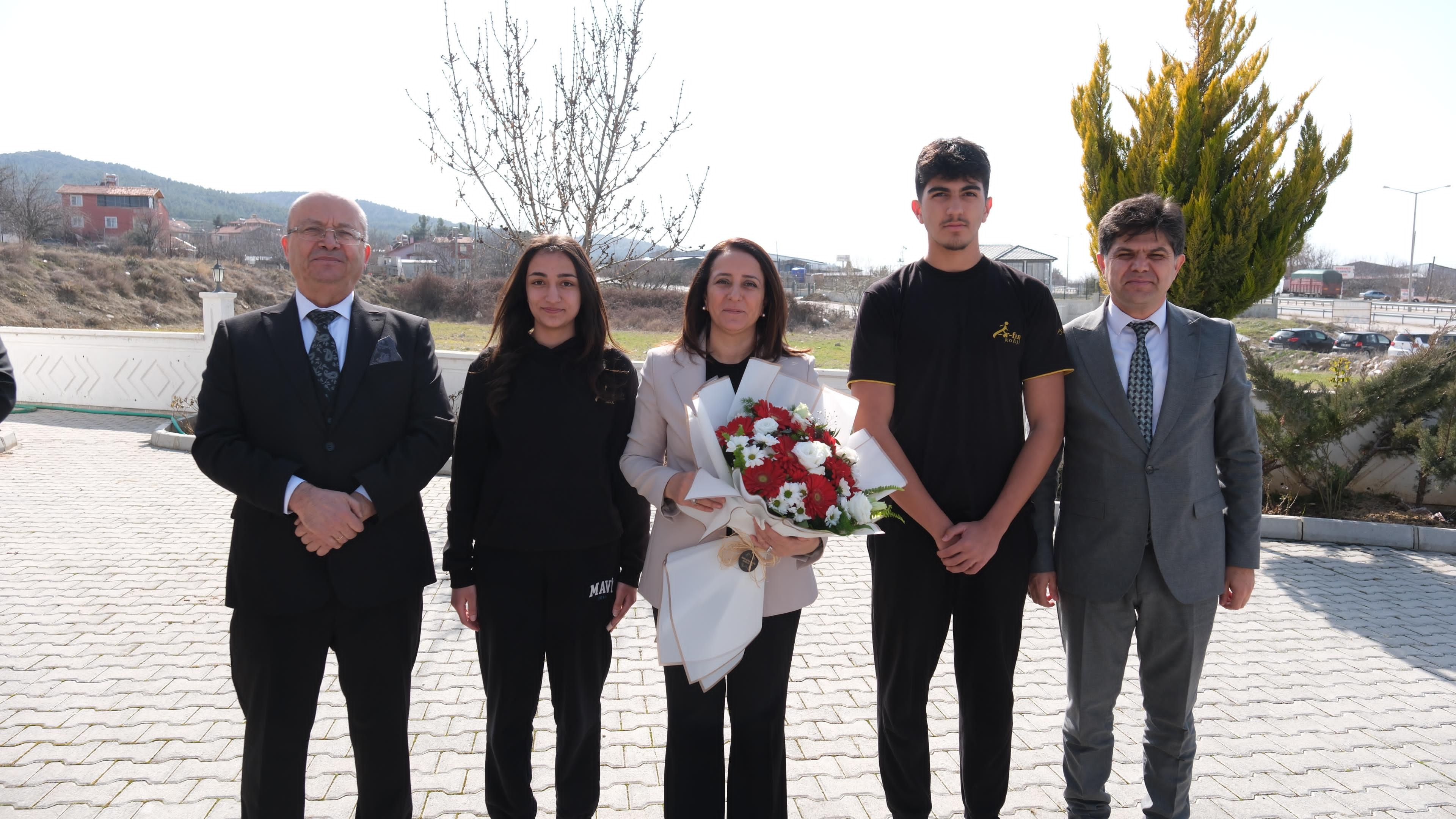 Vali̇ Tülay Baydar Bi̇lgi̇han, Okul Zi̇yaretleri̇ni̇ Araliksiz Sürdürüyor (1)