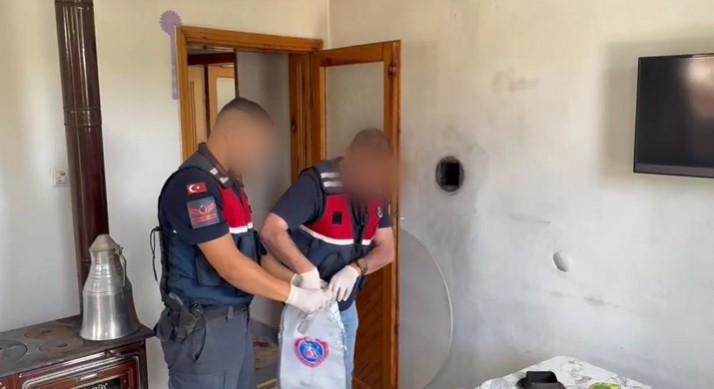 Alanya'da Yasa Dışı Silah Ve Mühimmat Operasyonu 2
